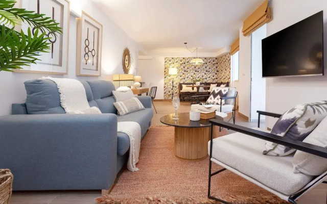 Luxury Apartment in Sevilla Center. Pajaritos III