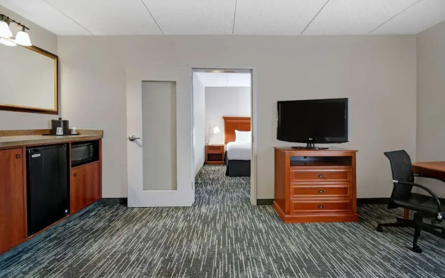 Spark by Hilton Rochester University Area
