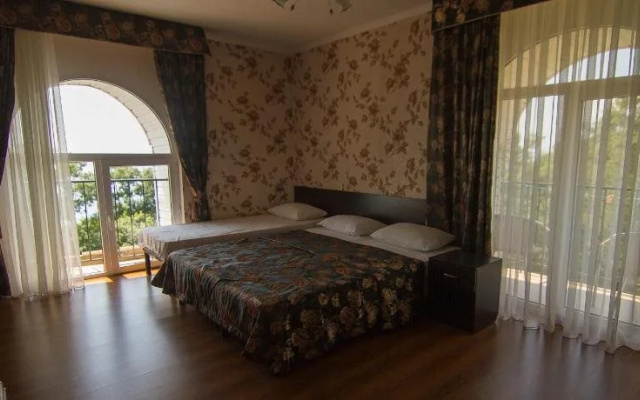 More Hotel