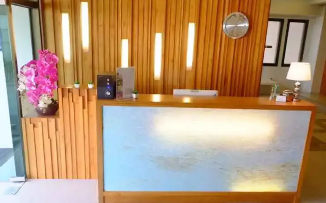 Aileen Hotel