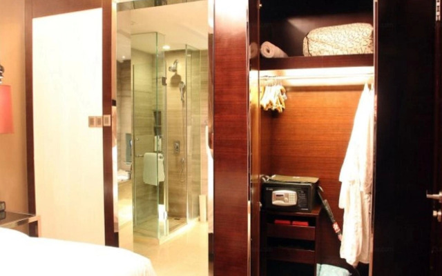 Xichang Minshan Hotel