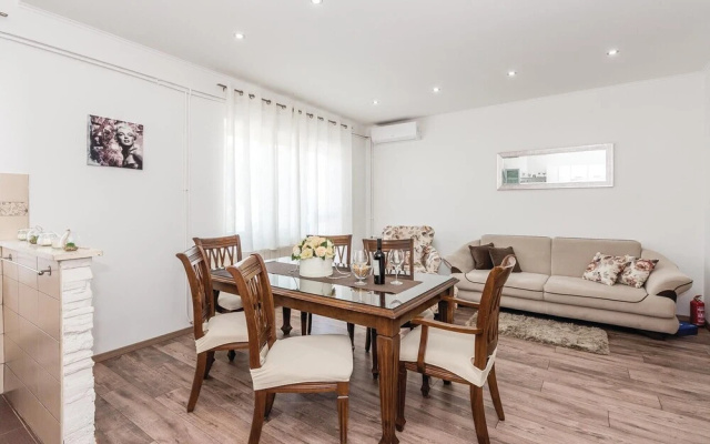 Amazing Home in Sibenik With Wifi and 2 Bedrooms