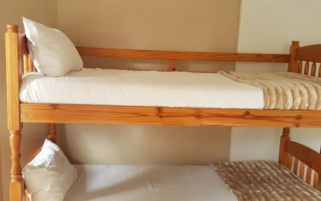 Oasis Shanti Backpackers
