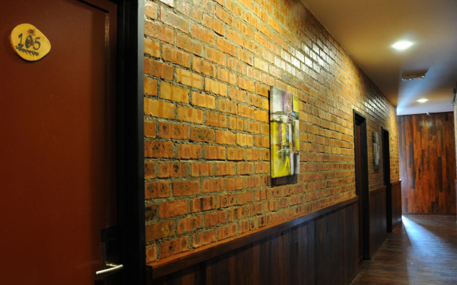 Anggun Hotel