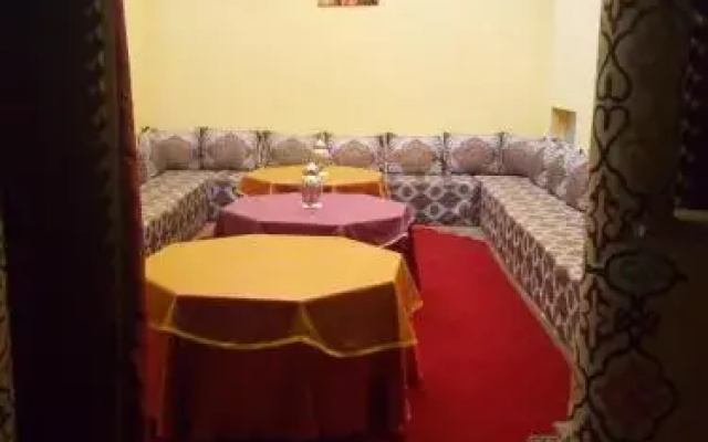 Hotel Maghni