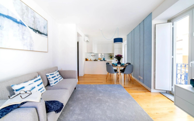 Blue by the River 1 - elegant two-bedroom in Santos