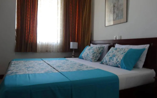 Hedges Court Residencies Town Hall- 2 Bed Room Apartment
