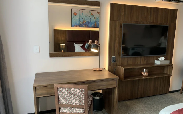 Marsden Suites Albany