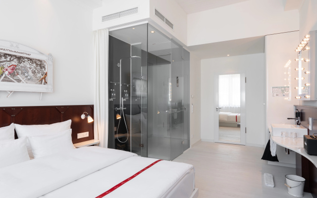 Ruby Leni Hotel Dusseldorf
