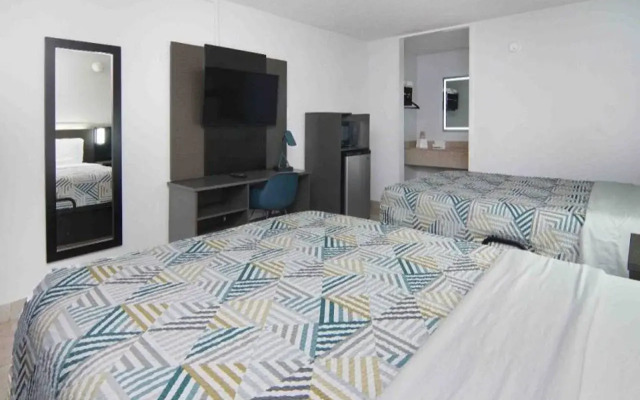 Motel 6 Mesquite, TX – Town East