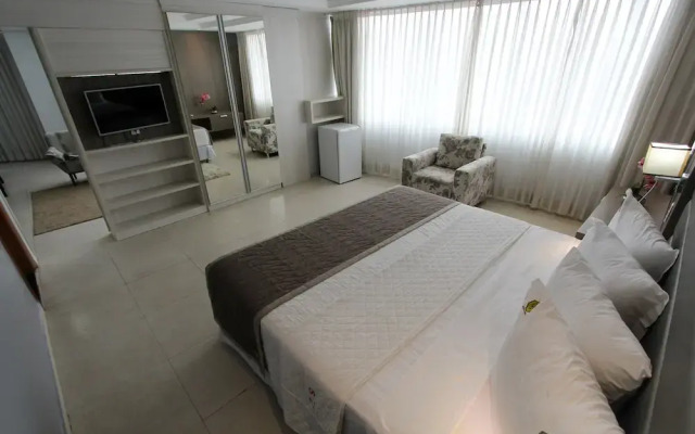 Golden Ville Hotel