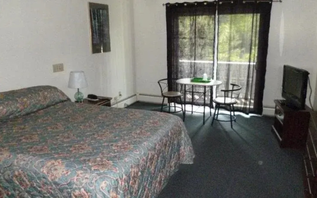 Deer Run Motor Inn