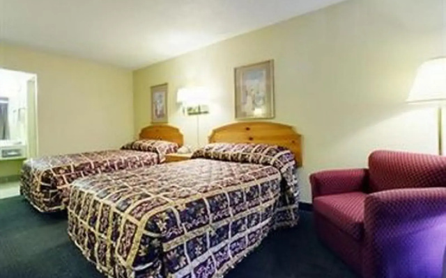Econo Lodge Inn  Suites Amarillo