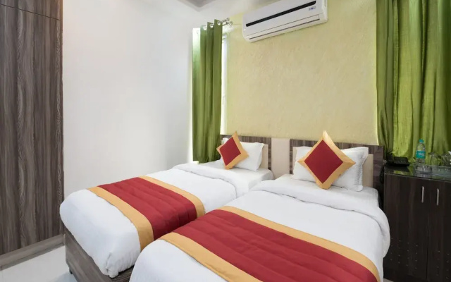 OYO 18672 Royal Comfort Castle