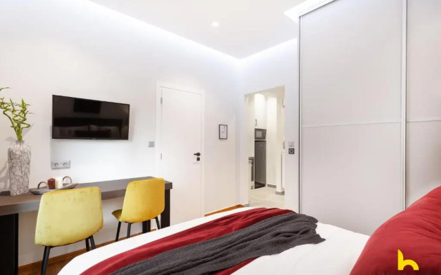 Dream Studio in Plaka near Syntagma & Acropolis!