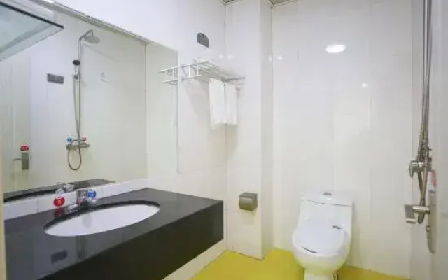 Dalian humen Anda Kuaijie Hotel