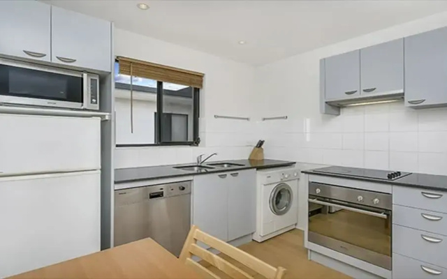 The Apartment Service SANT4