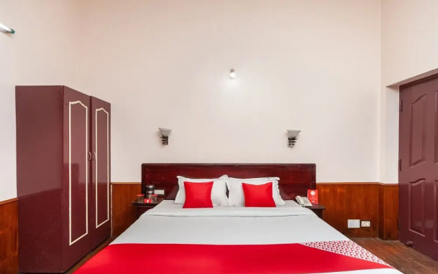 OYO 27809 Hotel Ganapathy Garden