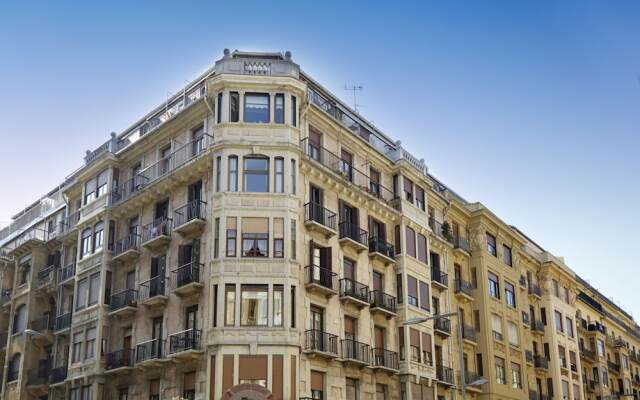 Апартаменты Zabaleta Beach Apartment by FeelFree Rentals вид на фасад