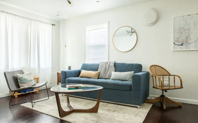 WanderJaunt - Sendero - 3BR - East MLK