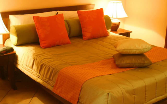 Hibiscus Resort & Spa