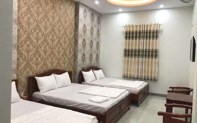 Khách Sạn Bảy Tâm - Khách Sạn Gần Dinh Thầy Thím