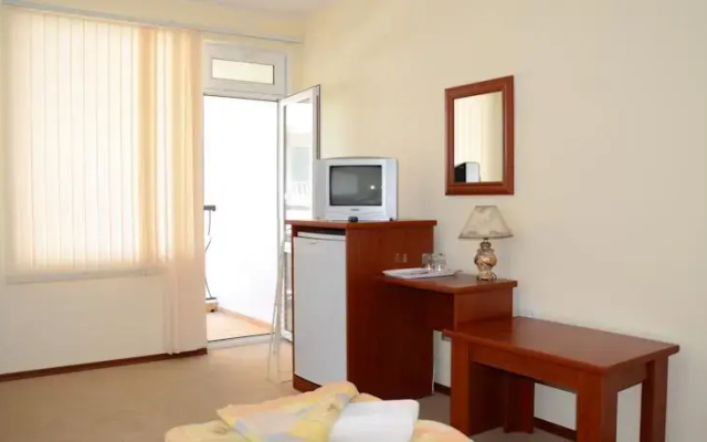 Kirovi Guest House