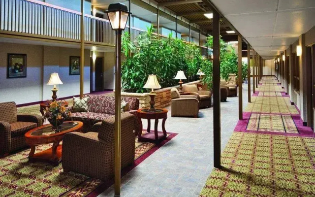 Best Western Ramkota Hotel