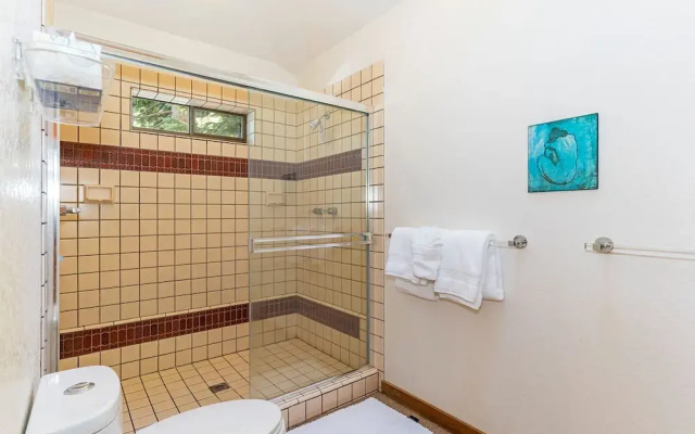 Tahoe Classic by Tahoe Mountain Properties