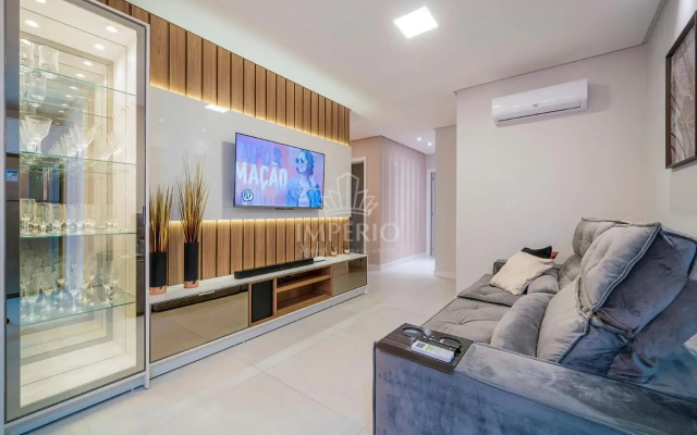 310 - Belíssimo Apartamento na Praia de Bombas