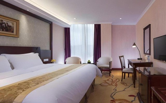 Viennahotel Dongguan Fenggang Yongsheng Street