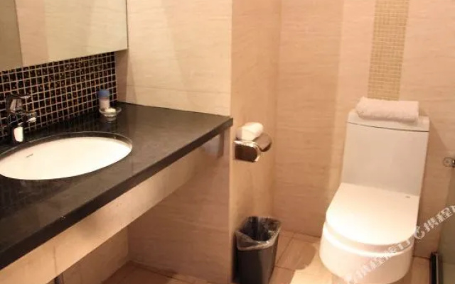 Yifeng Hotel Hohhot