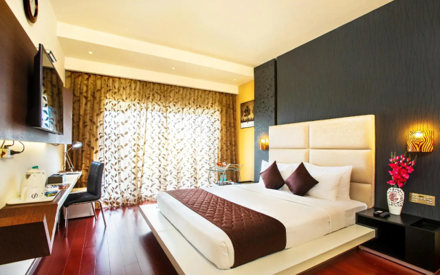 Flora Airport Hotel and Convention Centre Kochi