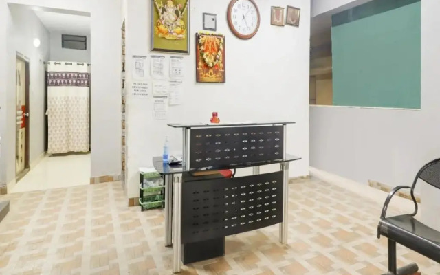 Srinidhi Inn by OYO Rooms