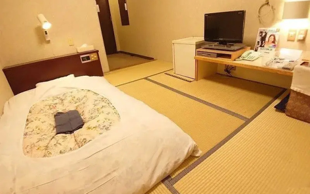 Ebisu Hotel