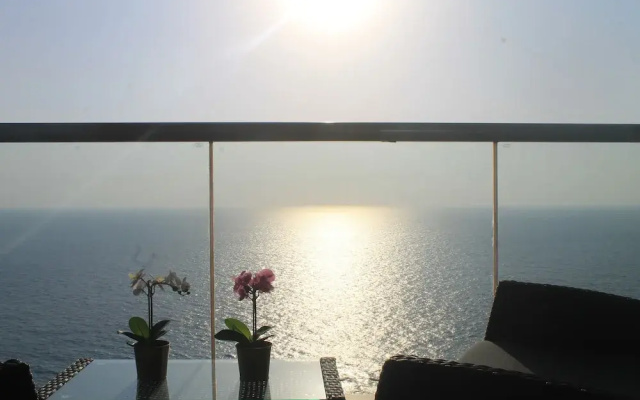 Z Luxury Apartment