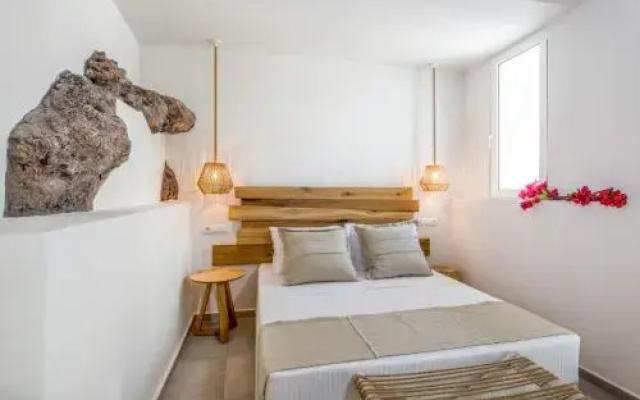 Eleana Apartments