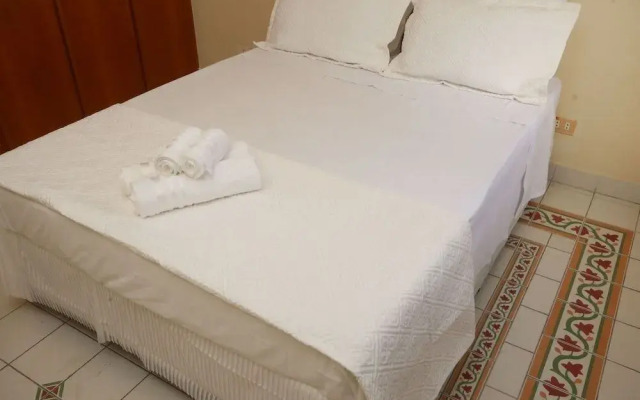 Suites Natalia Enseada