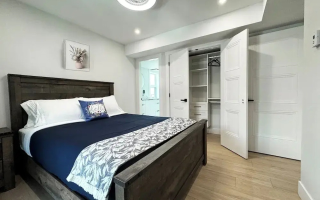 Peachview Suites