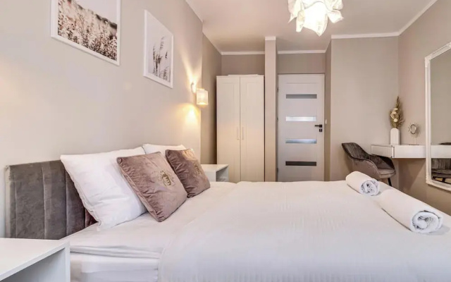 RentPlanet - Apartament Kuźnicza