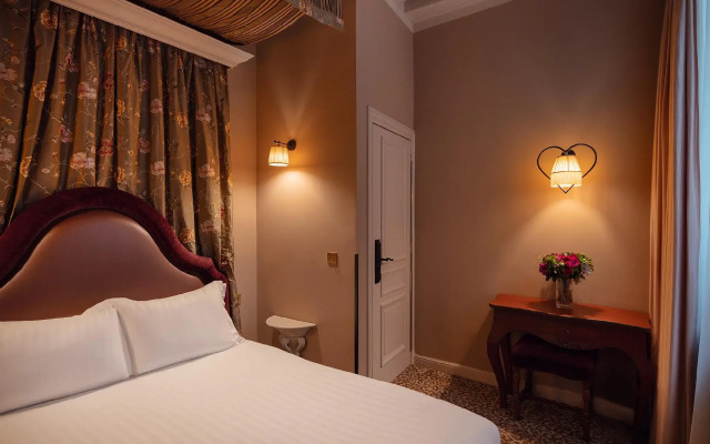 Hotel Odéon Saint Germain