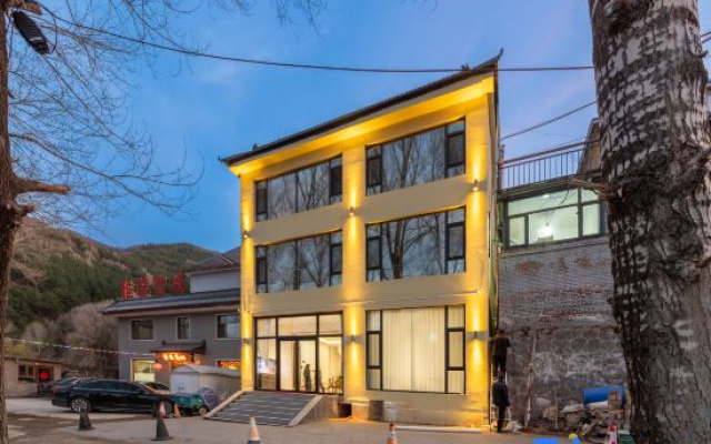 Wutai Mountain Shengmiaochu Homestay (Baiyun Temple)