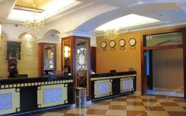 Tengchong Polman Hotel