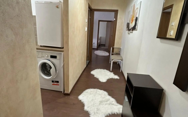 Class Apartments