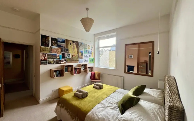 Charming 1880S 2Bd Haworth Home