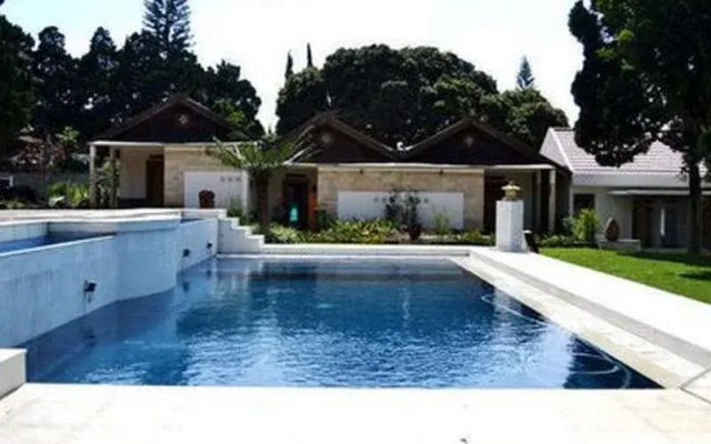 Dayang Sumbi Resort