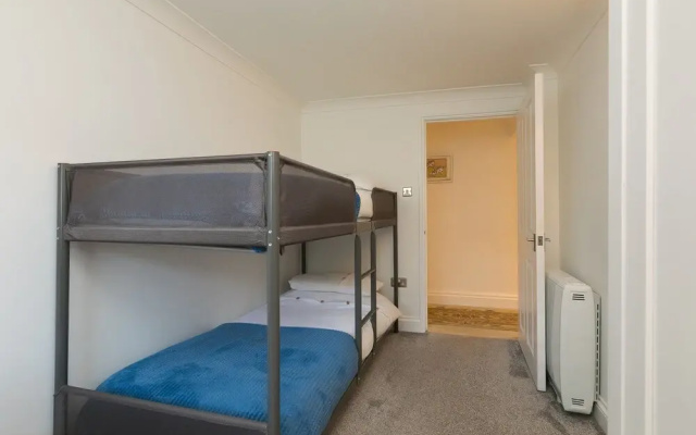 Ark Flats Apartment