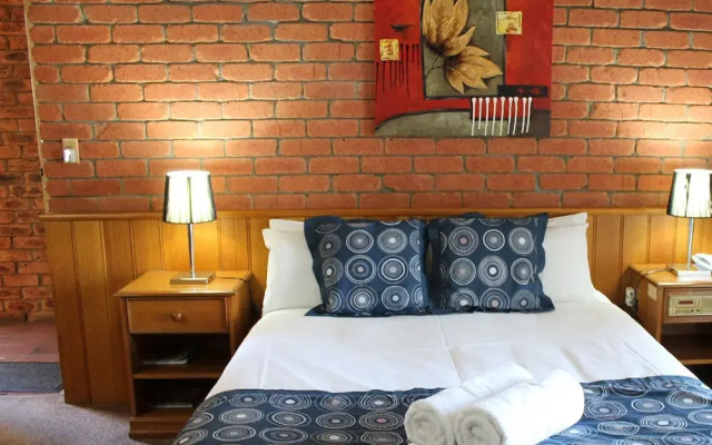 Best Western Bakery Hill Motel
