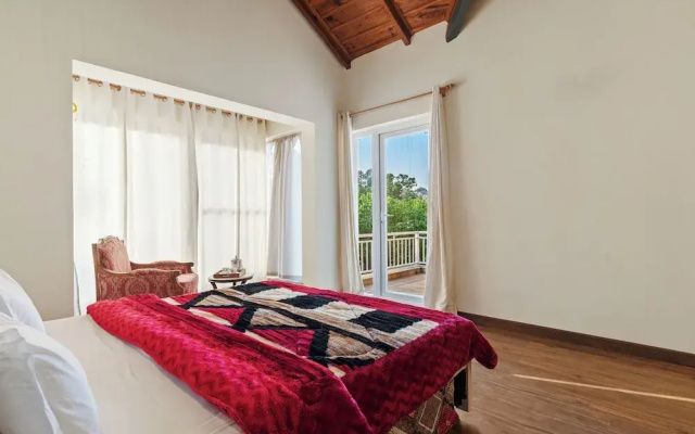 Himvan by Akama Homes