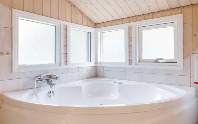 10 Person Holiday Home in Fjerritslev
